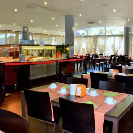 Apartment Seaside Escape For Perfect Vacations In Bibione