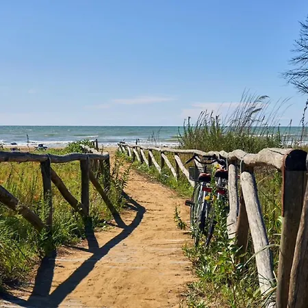 Seaside Escape For Perfect Vacations In * بيبيوني
